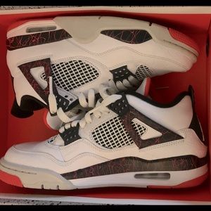 Jordan 4